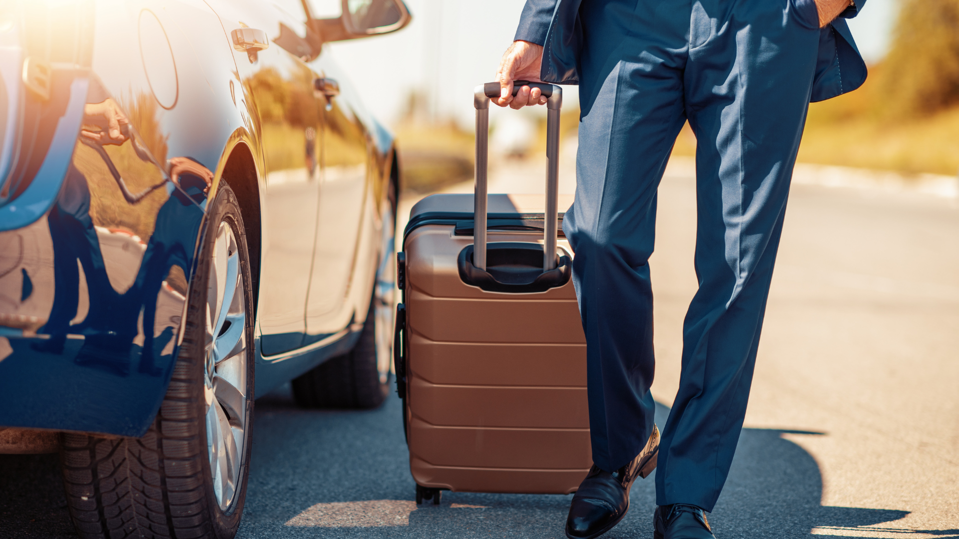 Executive limousine service for airport transfers and business travel